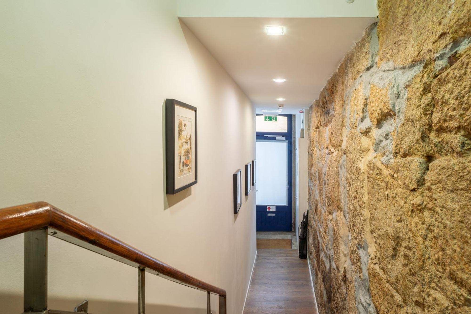 Central Cozy Stay 2 Ac Near Metro Porto Luaran gambar